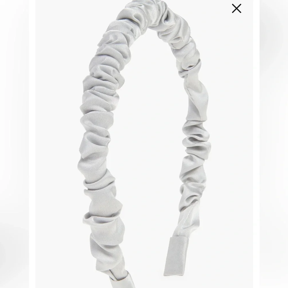 Sina Ruched Headband Metallic silver L. Erickson
